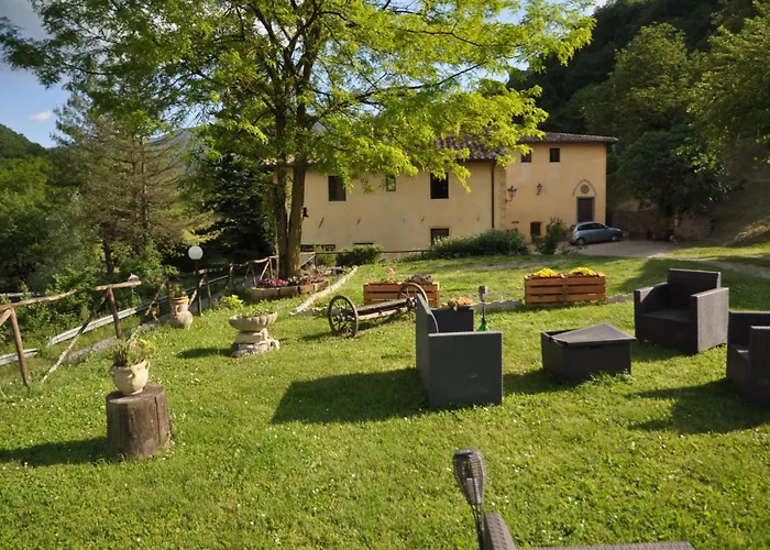 洛坎达迪阿尔伯瑞住宿加早餐旅馆 4* 博尔戈圣洛伦索